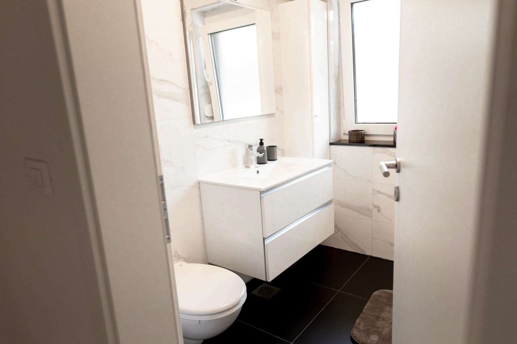 Aura Apartments Жировниця Екстер'єр фото