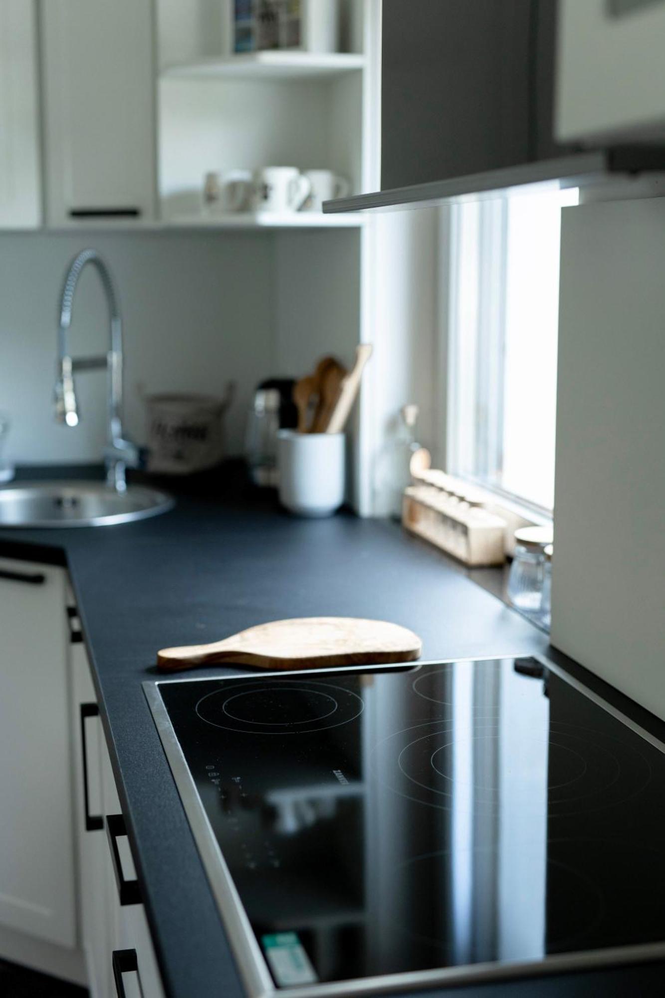 Aura Apartments Жировниця Екстер'єр фото
