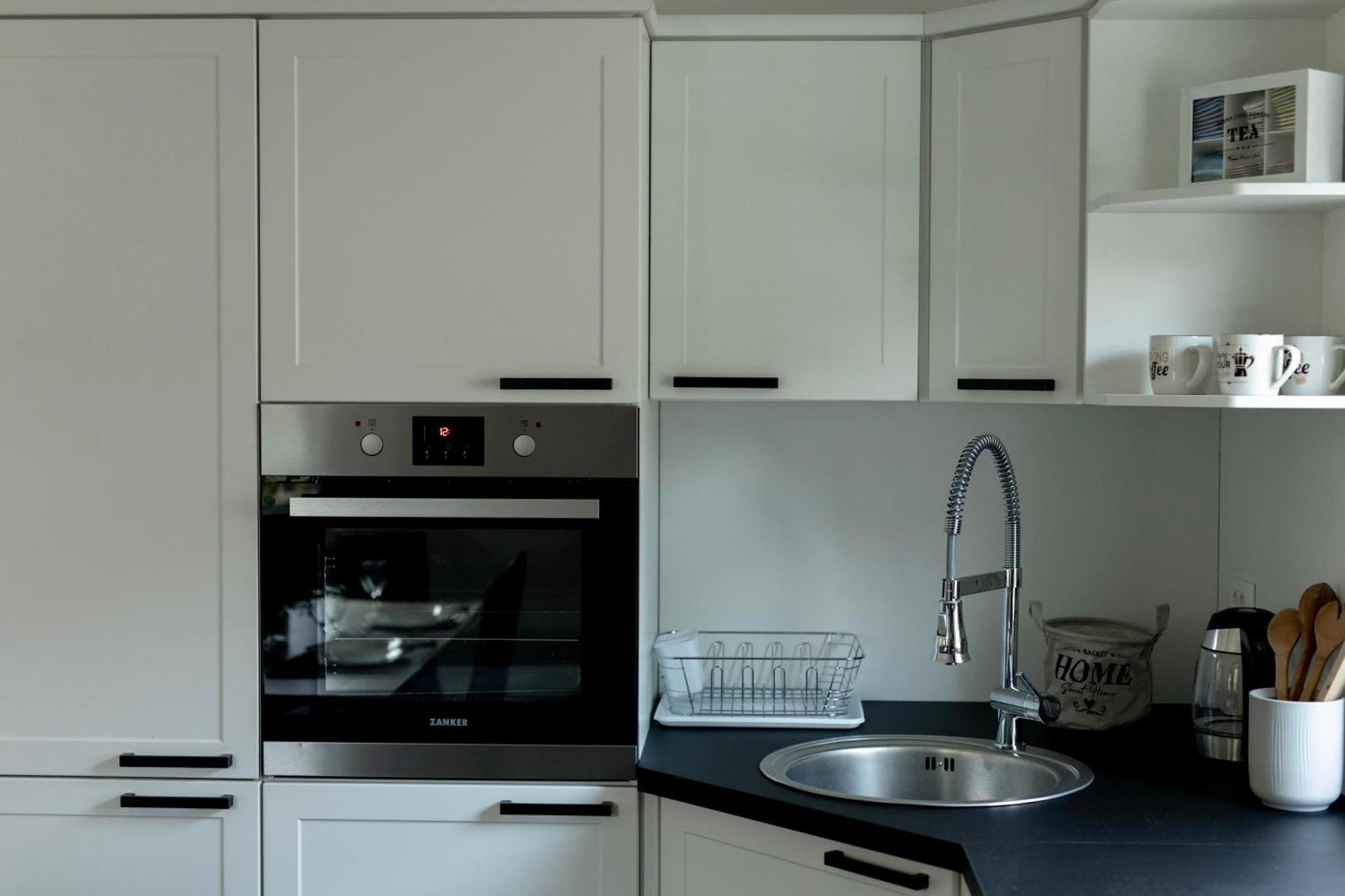Aura Apartments Жировниця Екстер'єр фото
