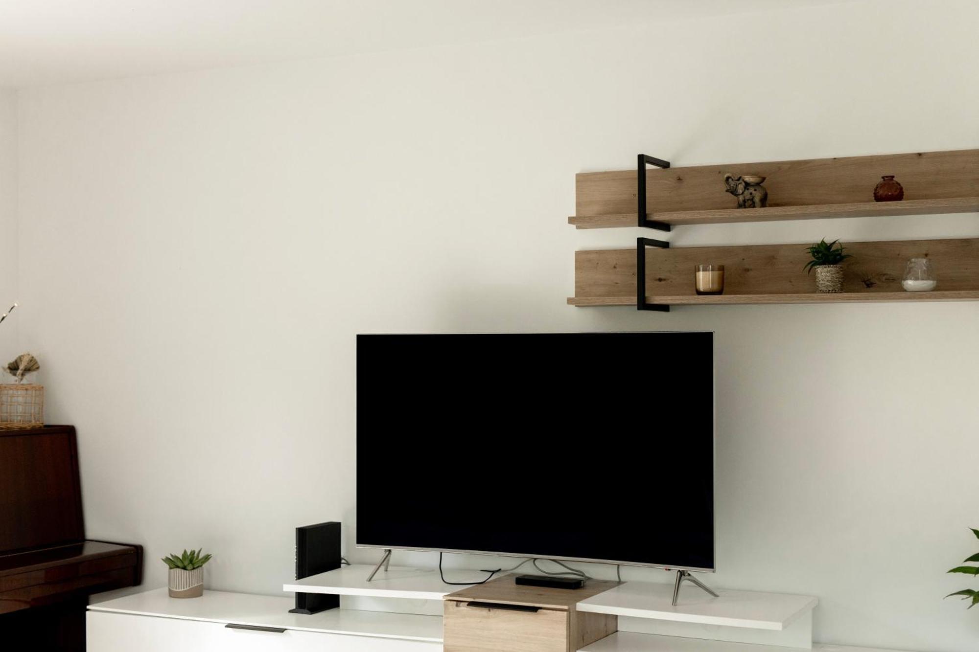 Aura Apartments Жировниця Номер фото