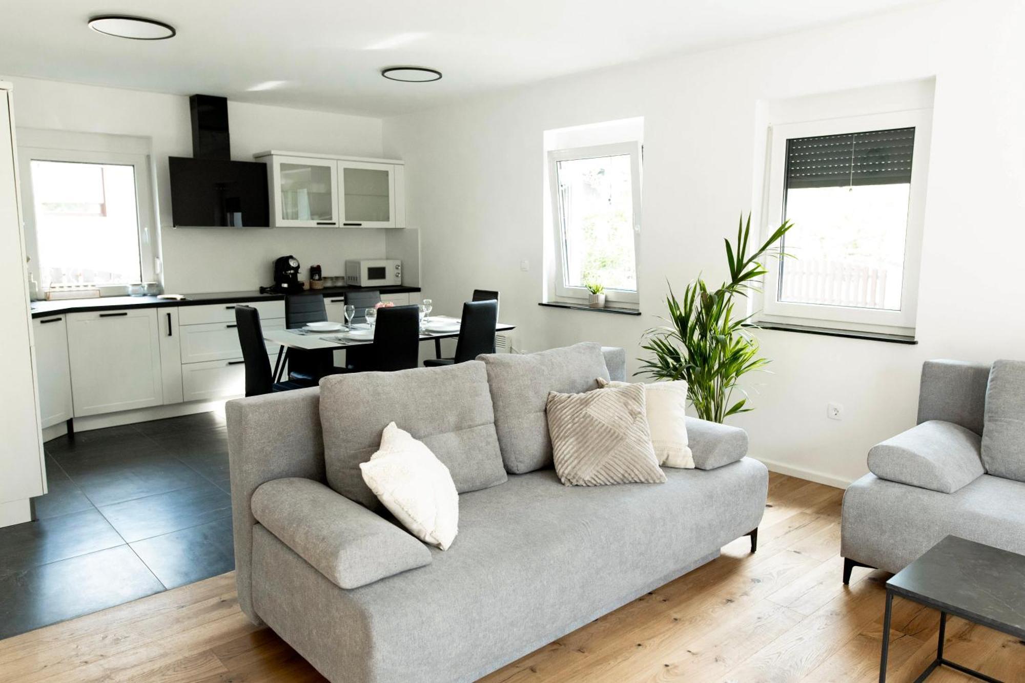 Aura Apartments Жировниця Номер фото